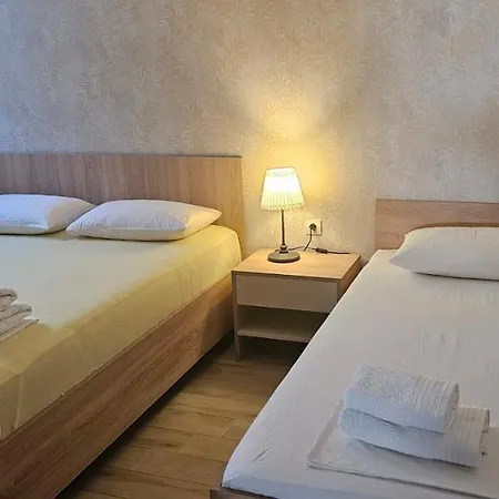 Lackovic アパート スタリグラード